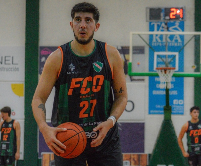 Gran debut de Nico Gim�nez en Ferro de Pico